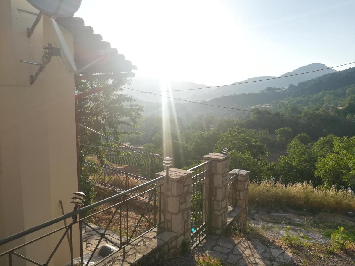 Plataniotissa Mansion Villa Kalavryta Luaran gambar