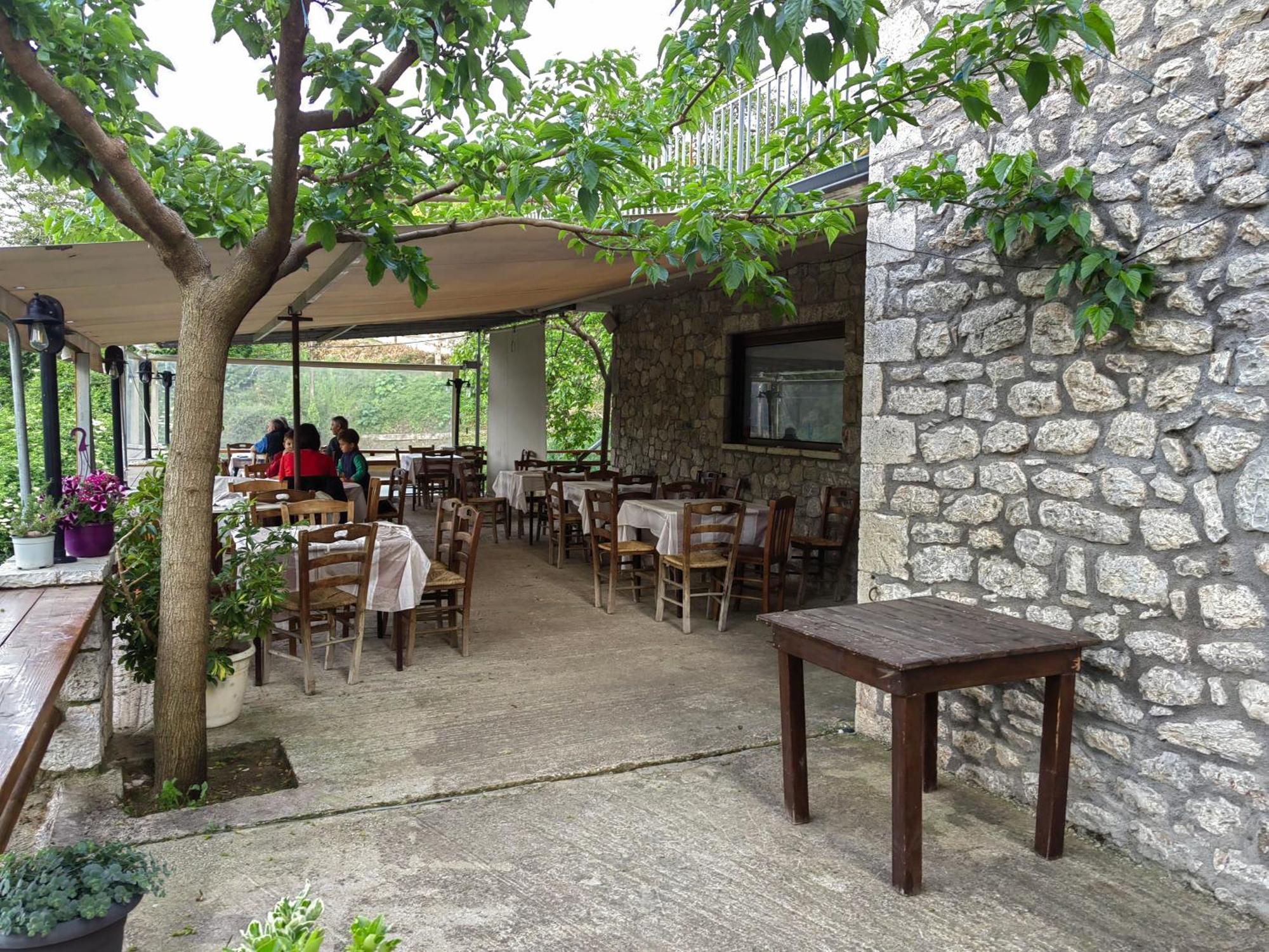 Plataniotissa Mansion Villa Kalavryta Luaran gambar
